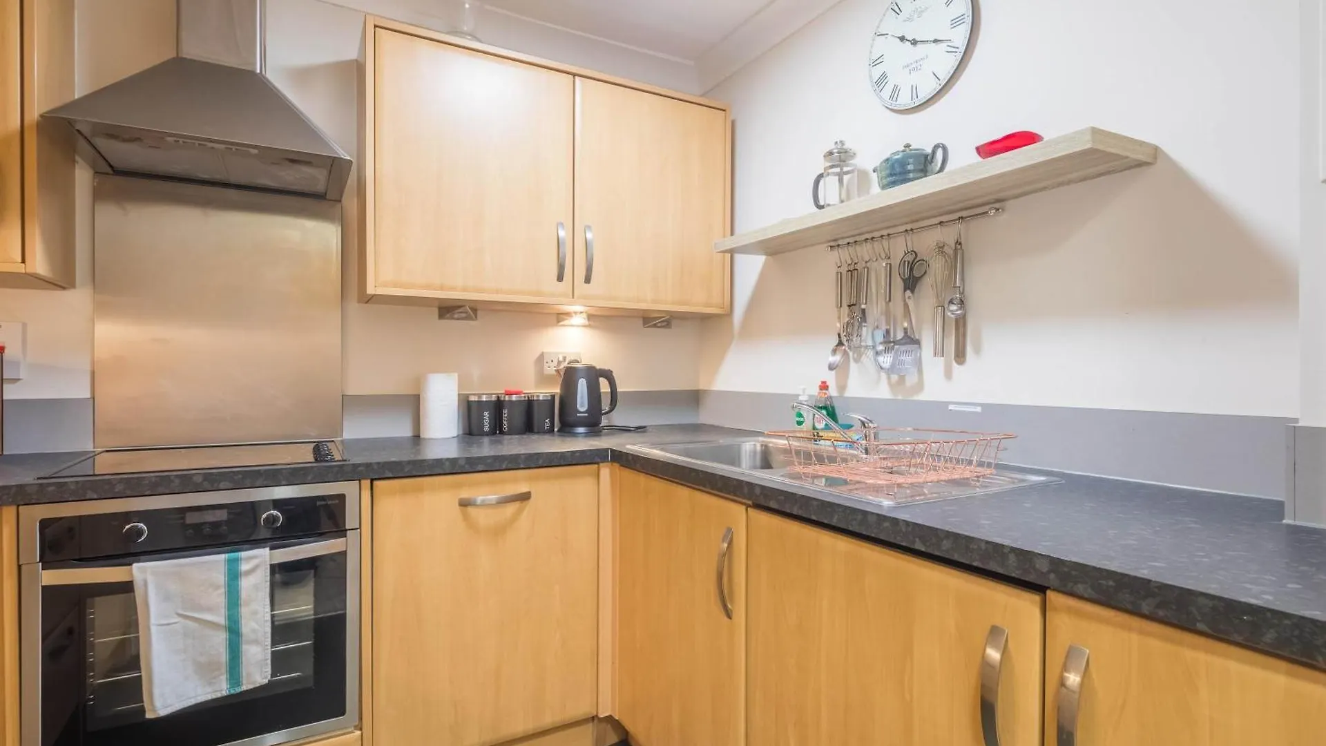 Fabulous Central 3Bed Apt - With Parking Cambridge