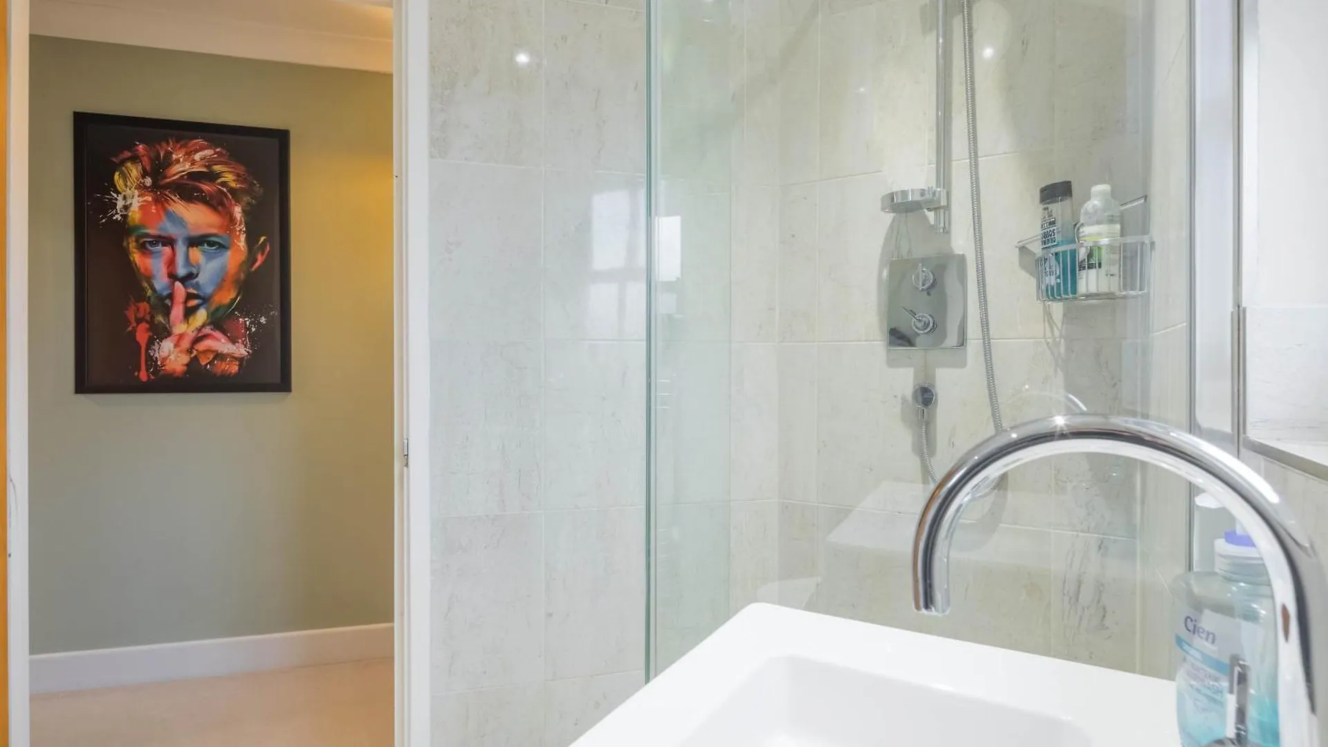 Fabulous Central 3Bed Apt - With Parking Cambridge Großbritannien