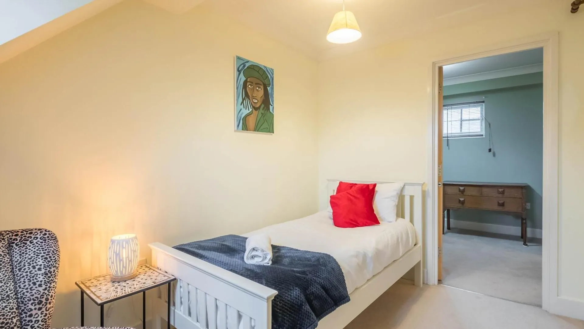 Fabulous Central 3Bed Apt - With Parking Cambridge